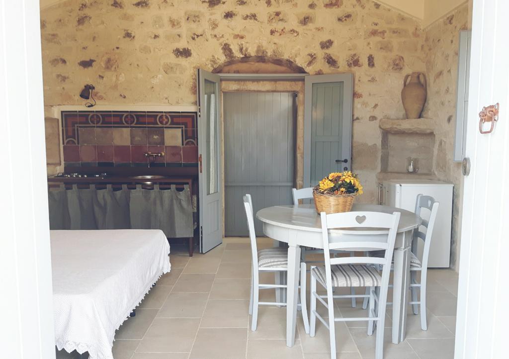 Masseria Ciancio Casa Serrafiori Bagian luar foto